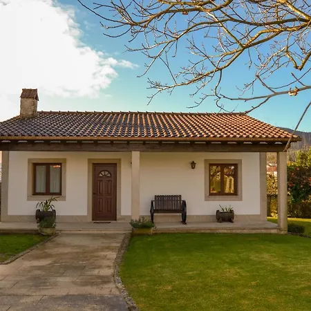 Casinha Do Eido Novo - Local 度假居